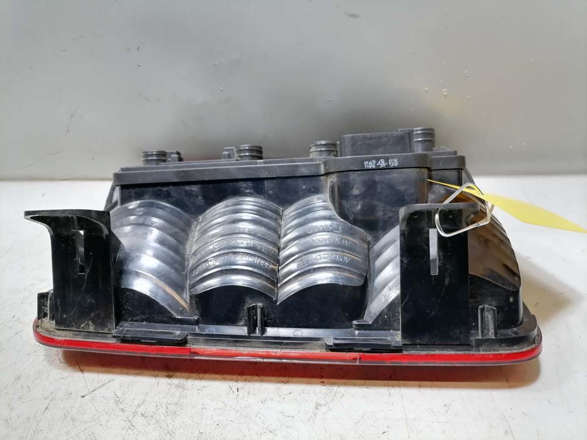 VW Caddy 2K original R&uuml;cklicht R&uuml;ckleuchte Schlussleuchte links Bj.2008